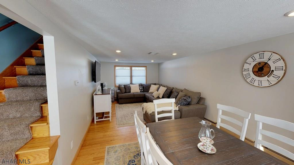 Crestwood - Residential