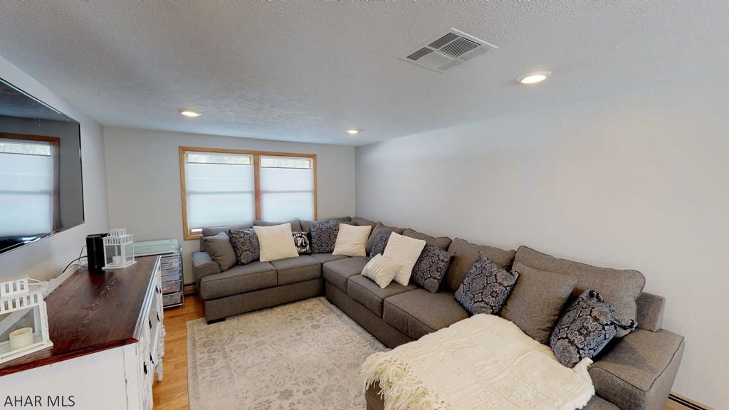 Crestwood - Residential