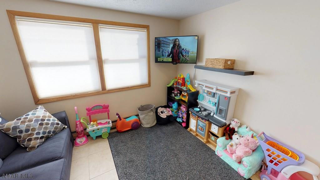 Crestwood - Residential