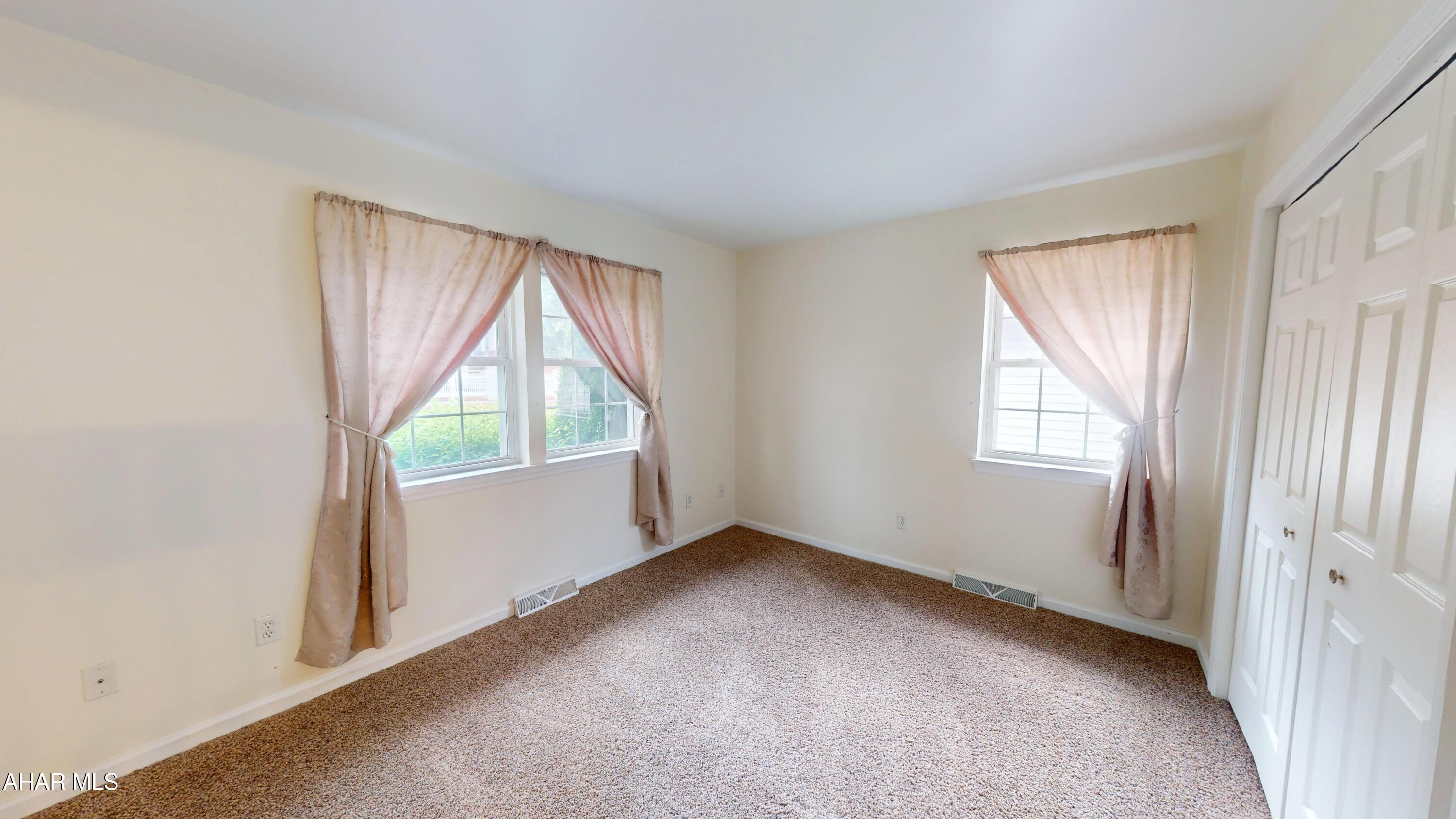 Holiday Hills - Residential