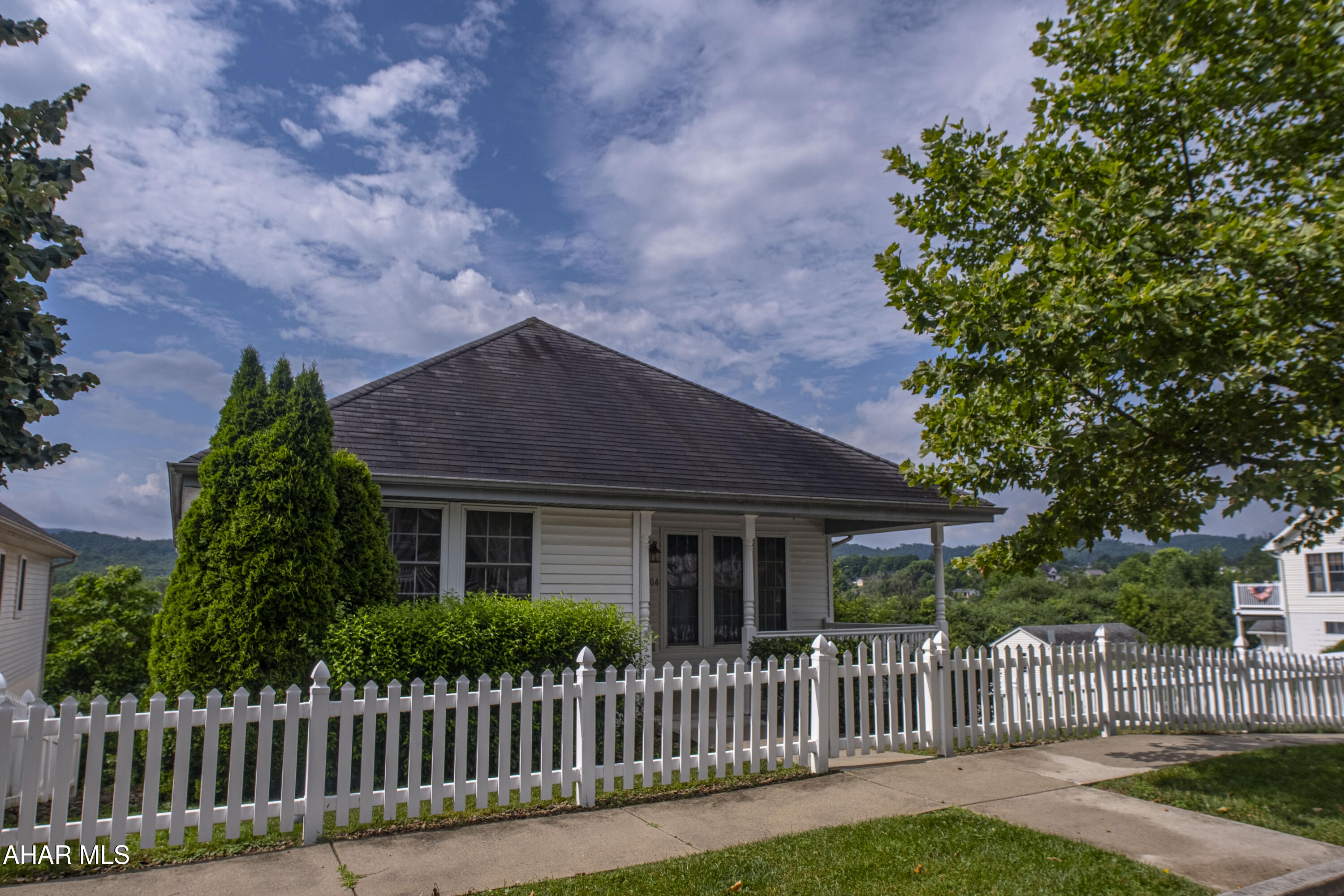 Holiday Hills - Residential