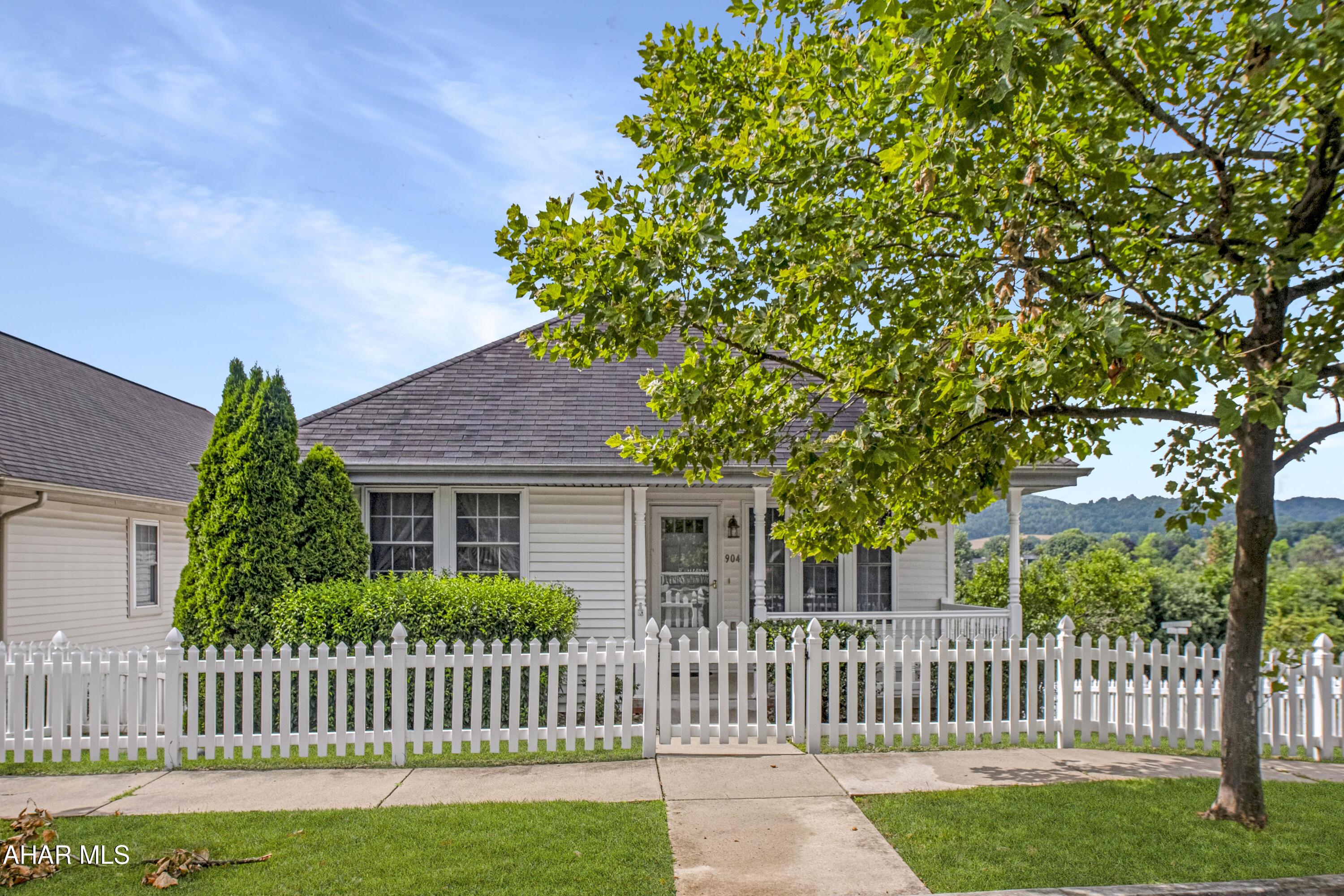 Holiday Hills - Residential