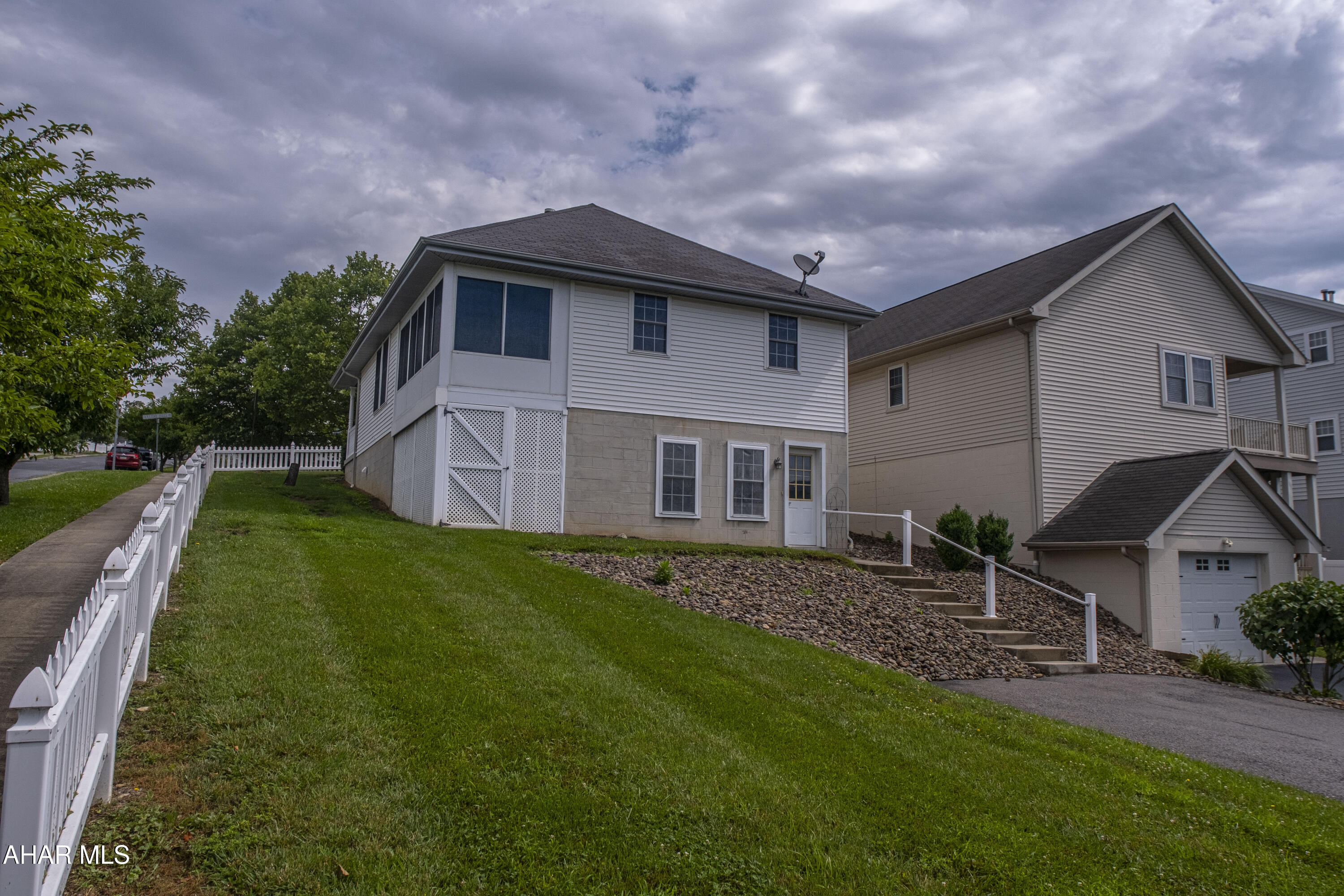 Holiday Hills - Residential