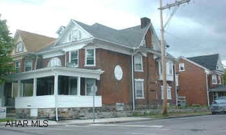 2 APTS. 2 NEW FURNACES UPDATED WIRING AND MORE. BRICK 3 STY HAS ALL THE CHARM OF THE EARLY 1900'S.  THIS SINGLE FM CONVERTED INTO A DUPLEX CONSISTS OF A 1 BR 1ST FL APT., RENTING FOR 350/MO, A 2ND FL 3 BR APT RENTING FOR 400/MO. BRICK 3 STY HAS ALL THE CHARM OF THE EARLY 1900'S.  THIS SINGLE FM CONVERTED INTO A DUPLEX CONSISTS OF A 1 BR 1ST FL APT., RENTING FOR 350/MO, A 2ND FL 3 BR APT RENTING FOR 400/MO.