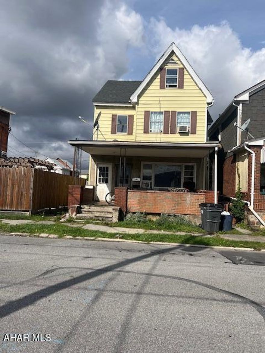 THIS 2 UNIT RENTAL APARTMENT ALSO, HAS A 
GARAGE WITH APARTMENT ABOVE IT.  
ALL 3 UNITS ARE BEING SOLD AS IS. SELLER WILL MAKE NO REPAIRS. 
BUYER TO VERIFY TAXES AND SQUARE FOOTAGE.