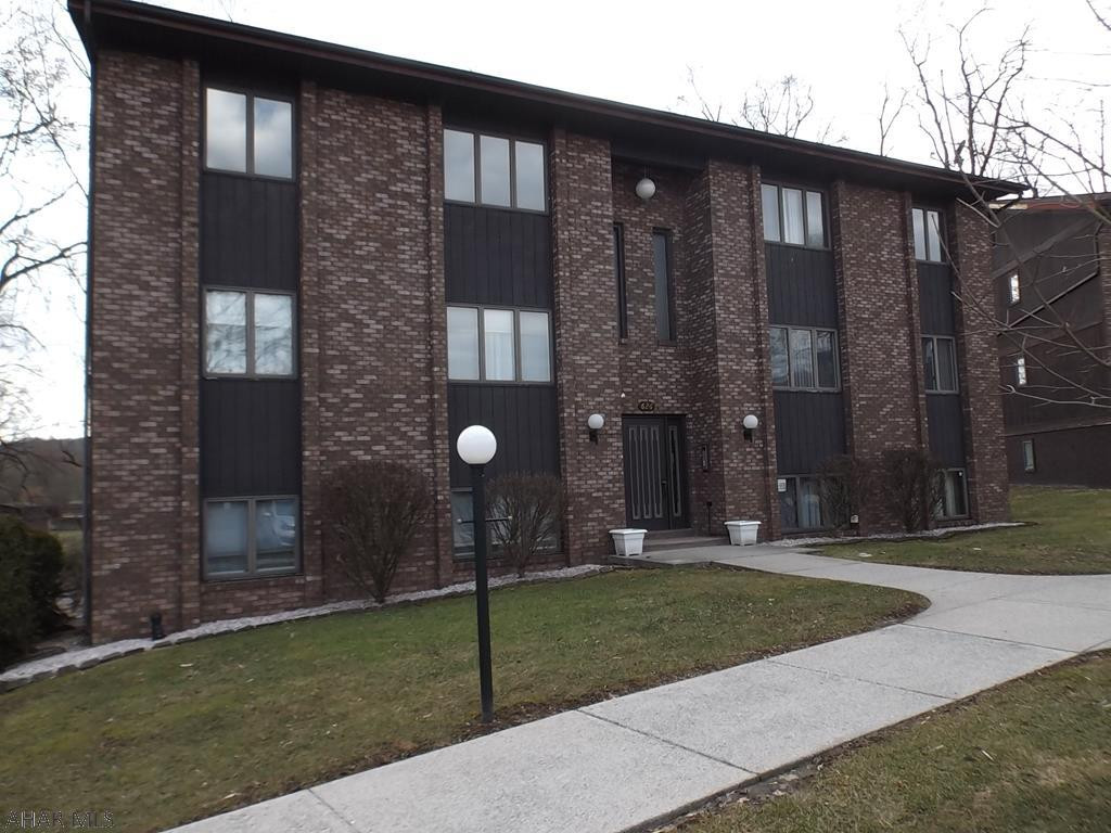 Penn Terrace - Residential