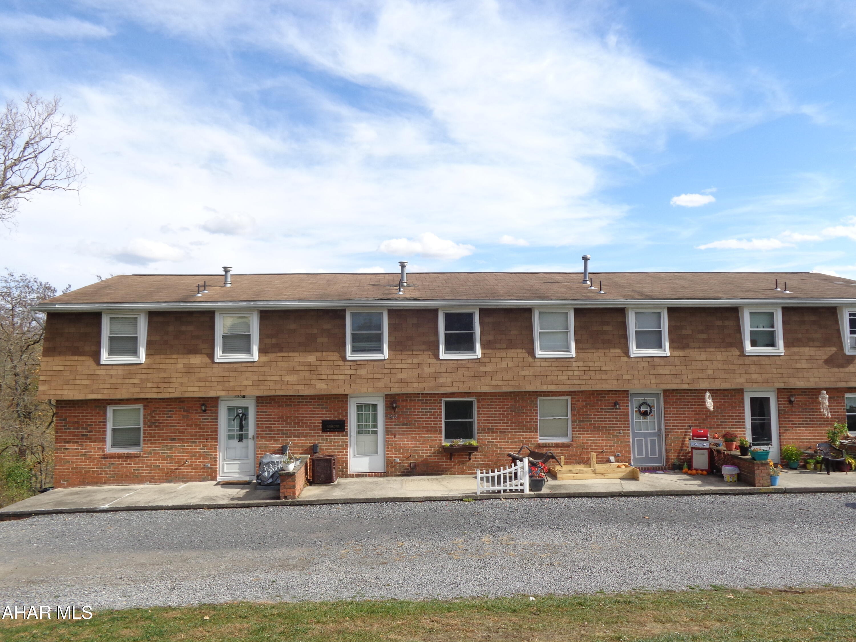 Maple Hollow - Residential