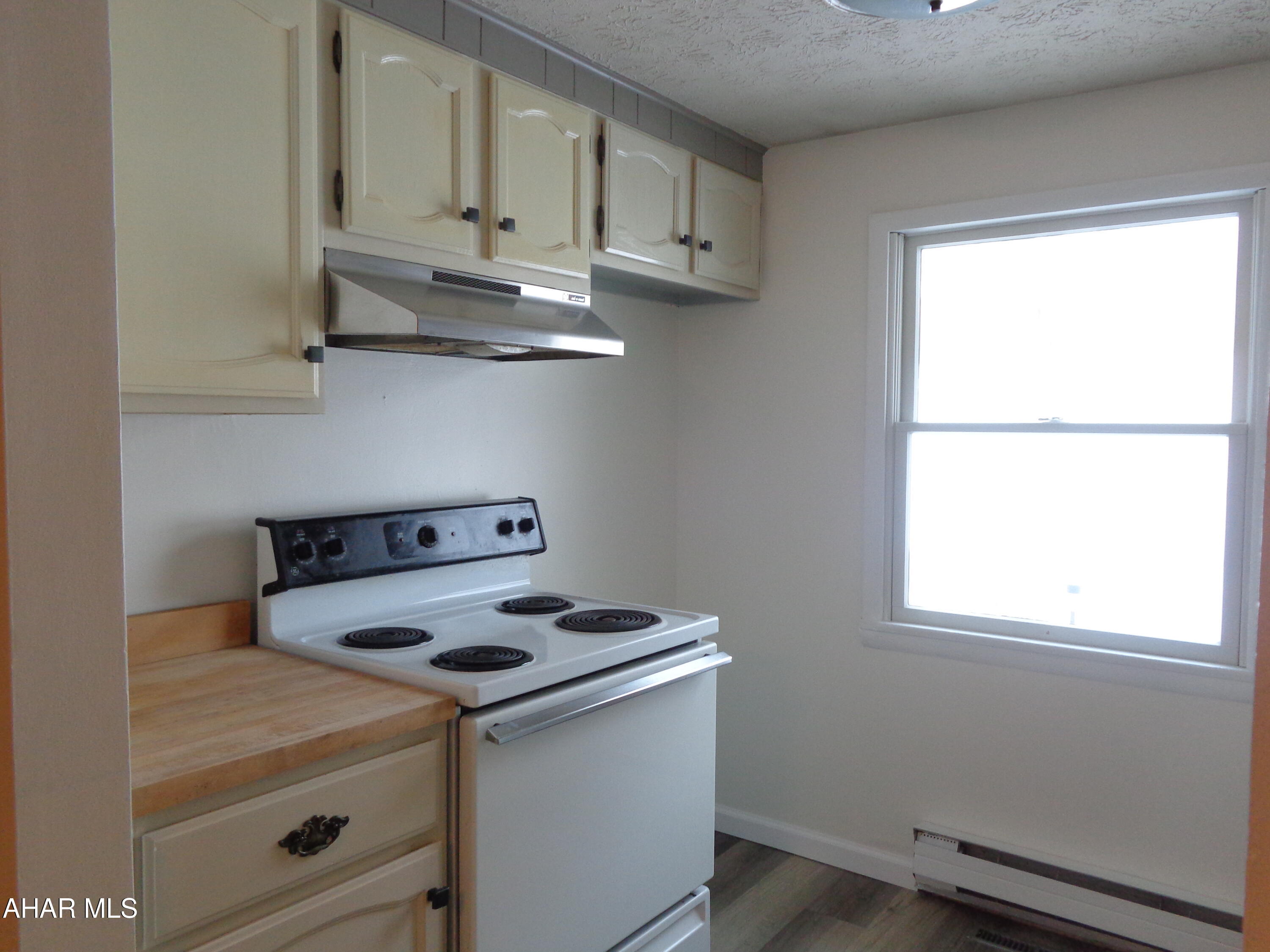 Maple Hollow - Residential