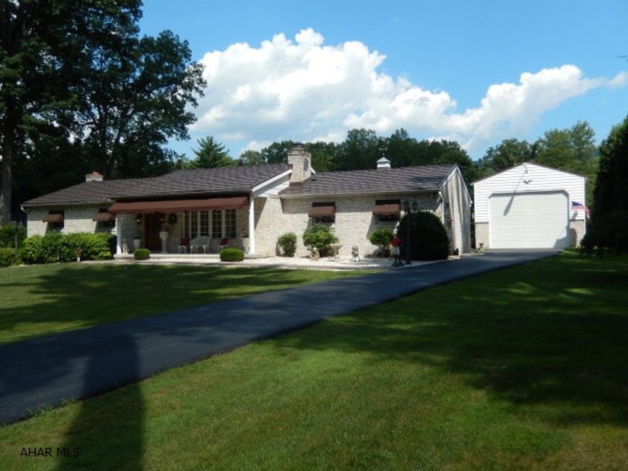 Beautiful Bellemeade ranch home with great curb appeal.  Life time metal shake roof installed, all brick, central air, new kitchen with time and all stainless steel appliance stay. Sun room overlooks a 15x30 oval in ground pool with walk-in steps and buddy seat. Spacious 2 car attached garage and 2 car detached RV/car garage.  All of this on a large 150x190 lot!