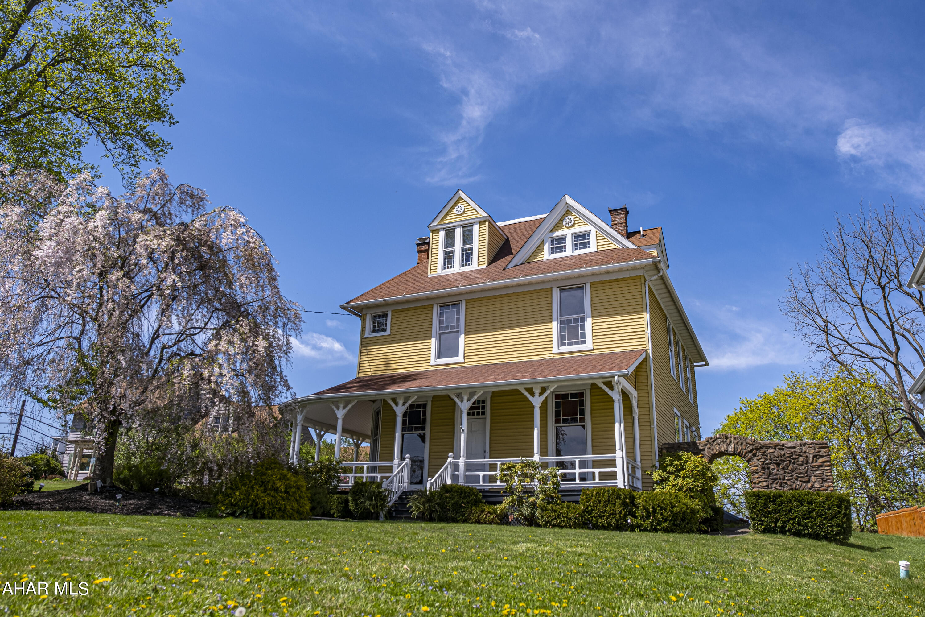 Hollidaysburg - Residential