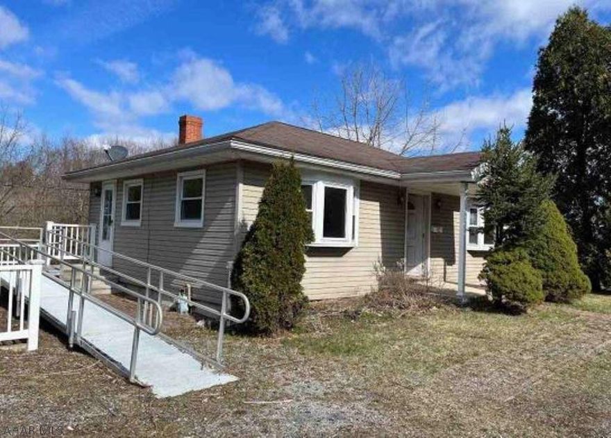 Built in 1970, this one level home offers approximately 770 finished square feet, two bedrooms and one full bath, full basement partially finished, side patio and detached two car garage. This home sits on an approximate 10454 sqft lot.