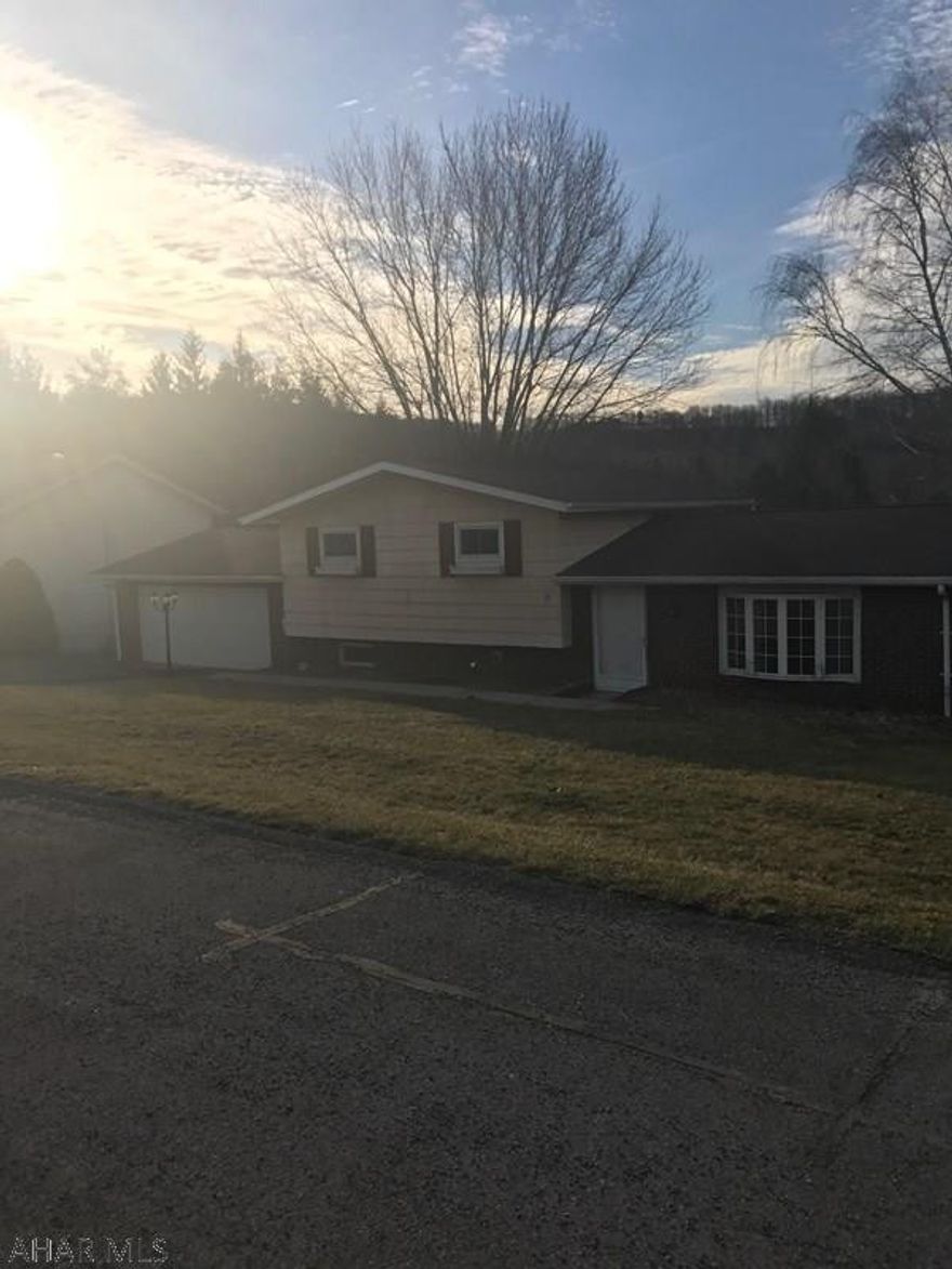 Looking for a great location within Ebensburg this is the perfect home for you! This 3 Bedroom house is located on a cul-de-sac, in a nice and quiet neighborhood. It offers a great floor plan, 1.75 bath, 2 car garage, outside deck and yard. Newer roof. Updated bathroom. Perfect  to enjoy all of the areas nearby including a park, Lake Rowena and hiking trails.