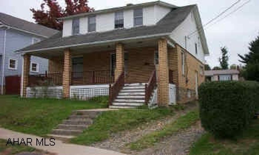 Nice 3 BR, 1 bath, 1.5 story brick & vinyl home, nice large rooms, a family room, in a nice area with off street parking.  Needs TLC, being sold in "as is condition". Nice 3 BR, 1 bath, 1.5 story brick & vinyl with family room, in a nice area with off street parking. Needs TLC, being sold in  " as is condition".