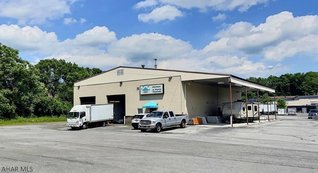 Unknown - Commercial Sale