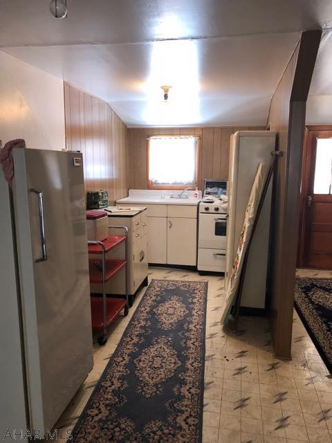 Unknown - Residential