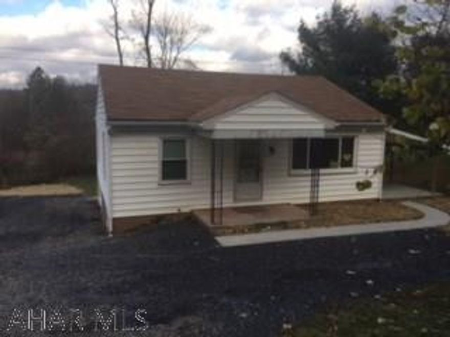 Nicely updated 2 bedroom 1 bath, newly renovated throughout, new kitchen, bath, heat pump, gas back up with central air! Refinished  original hardwood floors in living room. New 200 amp panel box also. Quiet location, no neighbors on the one side of house.