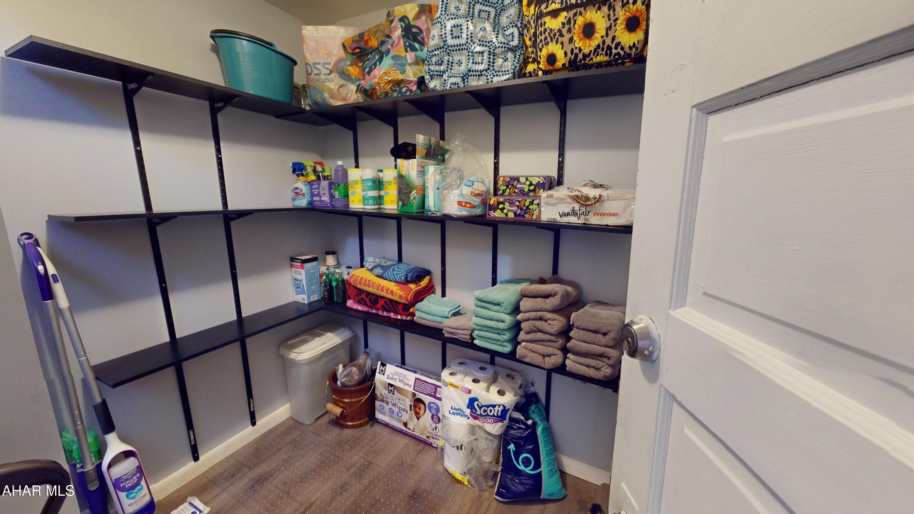 Juniata - Residential