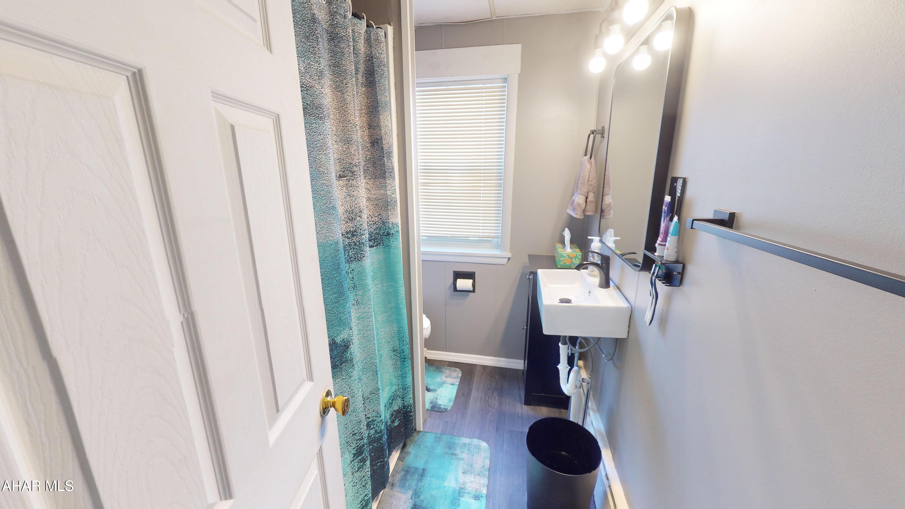 Juniata - Residential