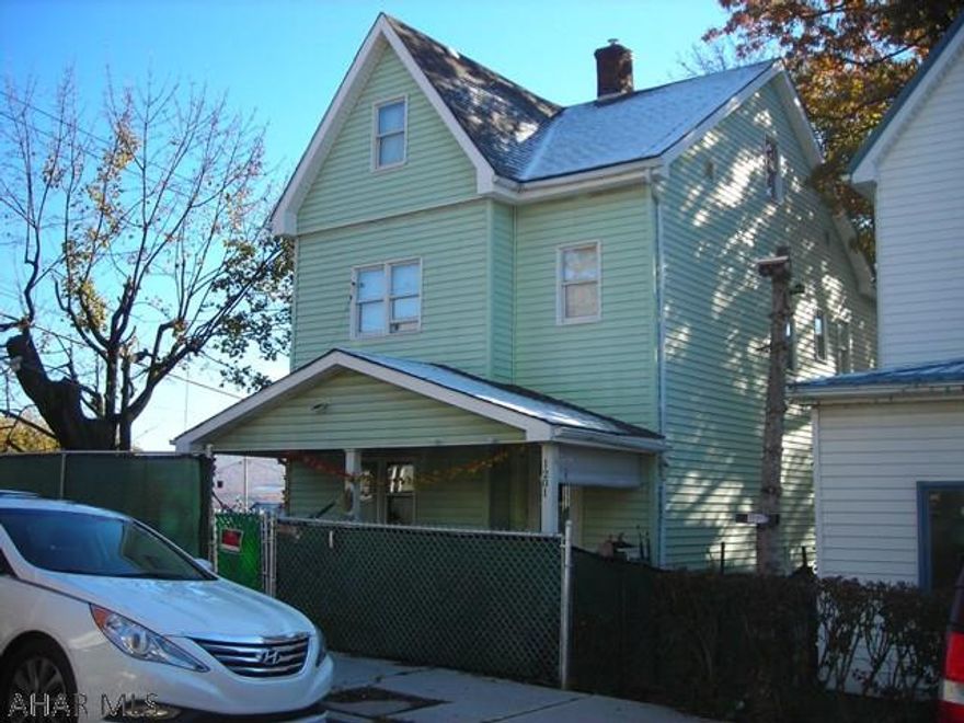 Great family home, enter into foyer with a beautiful stair case to 2nd level. Newer seasonal family room off dining room, newer side deck with trek deck materials. Newer furnace and insulation, new paver-patio on lower section from deck.