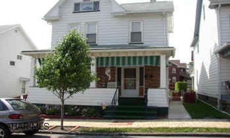 EXTRA CLEAN, VERY WELL MAINTAINED HOME.  18X4 ROUND POOL WITH DECK, FENCED IN YARD, 1 CAR GARAGE.  NEWER ROOF, HW TANK AND FURNACE, ACCENT LIGHTING ON DECK AND YARD.  WOOD/COAL BURNER IN BASEMENT.  MOVE IN CONDITION!  CALL CRYSTAL 946-4343 X164.