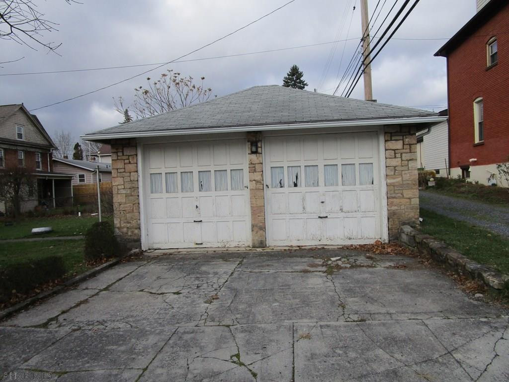 Juniata - Residential