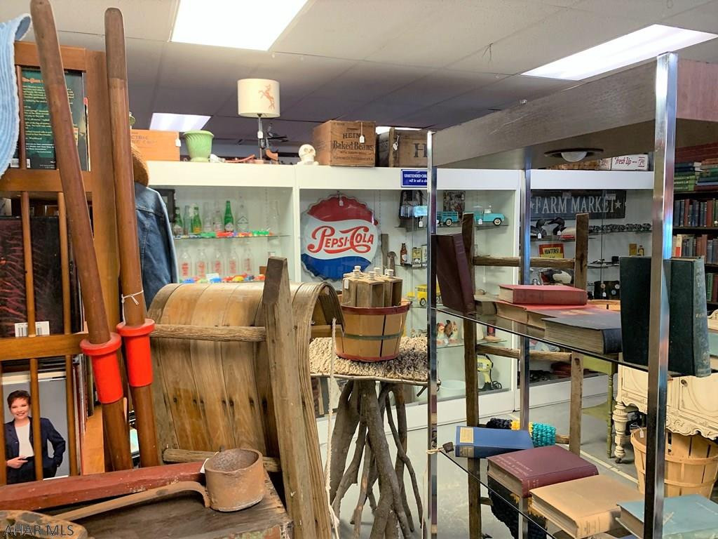 Unknown - Commercial Sale