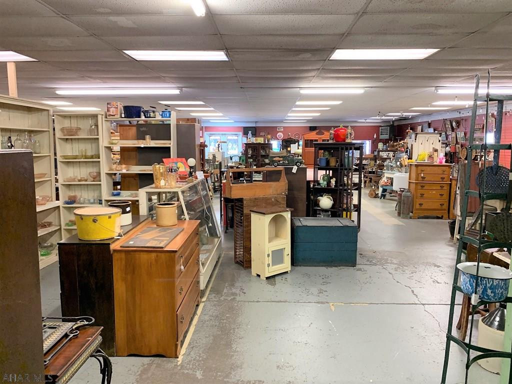 Unknown - Commercial Sale