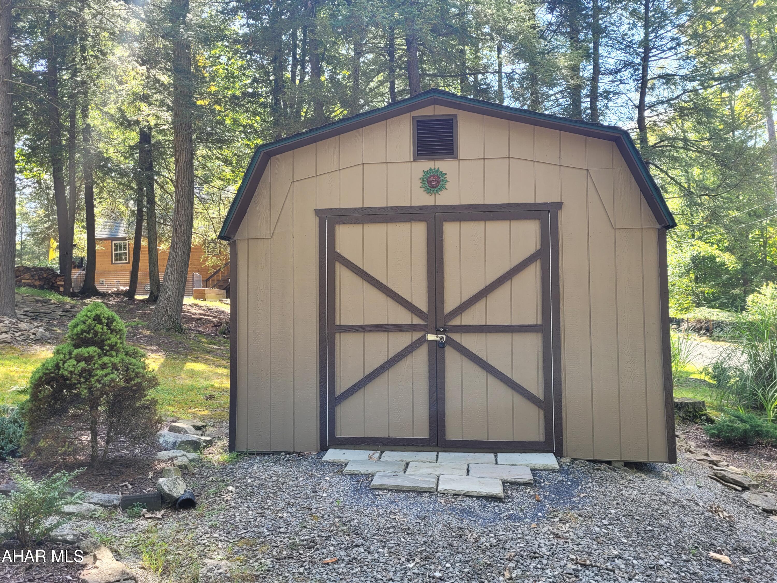 Glendale Yearound - Residential