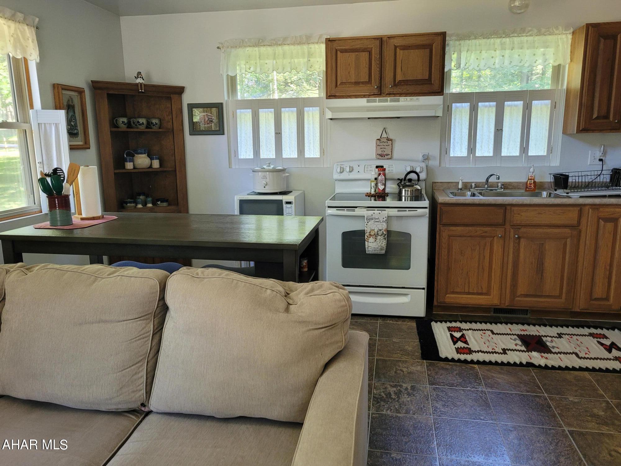 Glendale Yearound - Residential