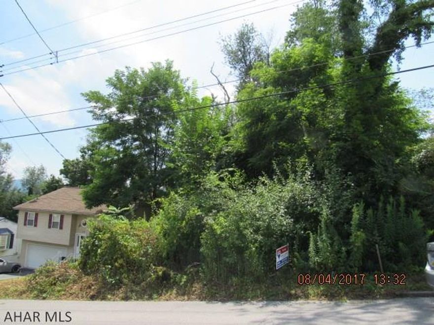 Nice Residential lot in a great neighborhood. Public water and sewer available.