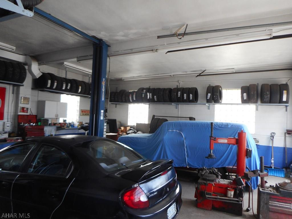 Unknown - Commercial Sale