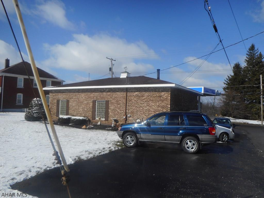 Unknown - Commercial Sale