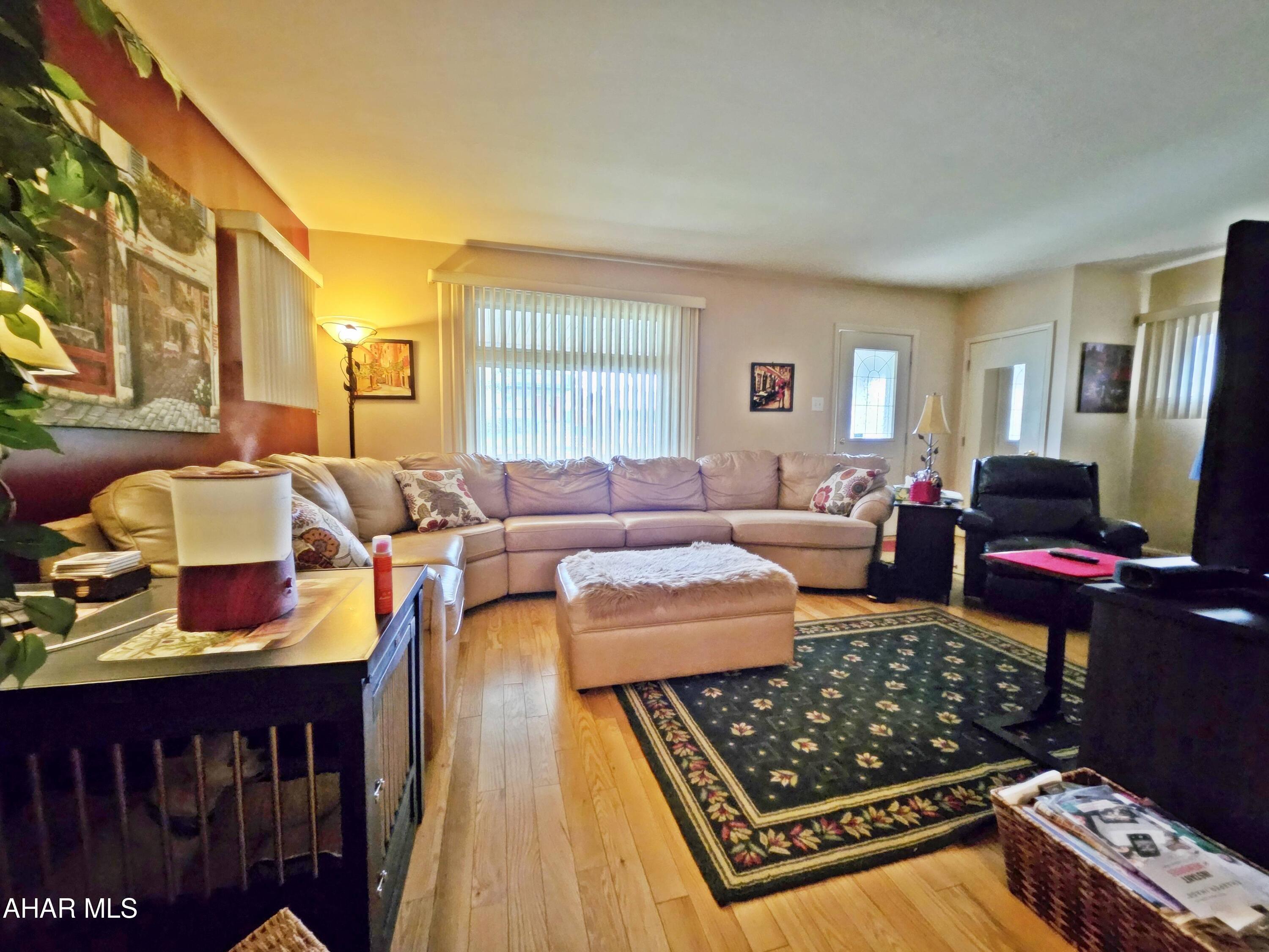 Juniata - Residential