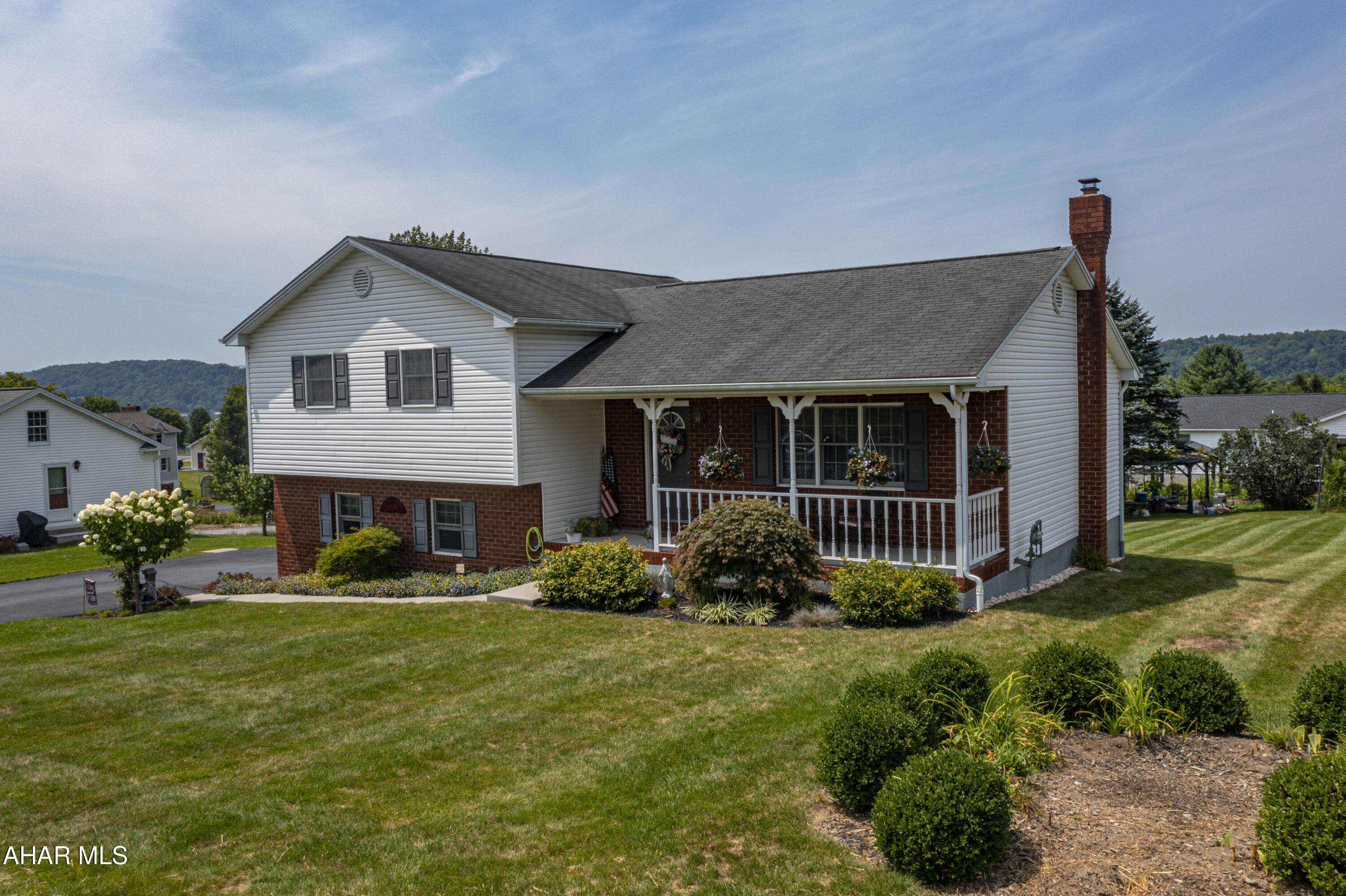 Rolling Hills - Residential