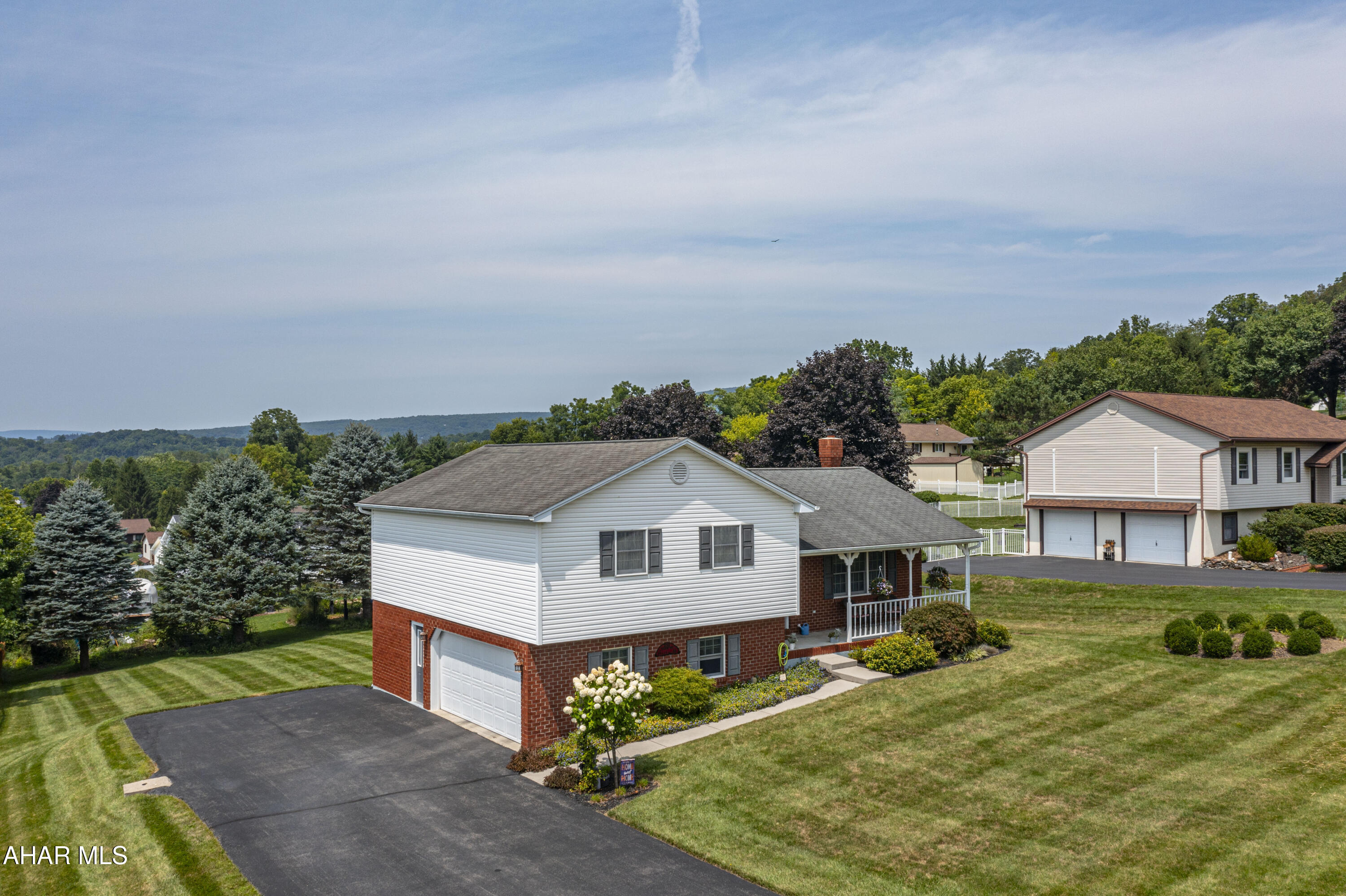 Rolling Hills - Residential