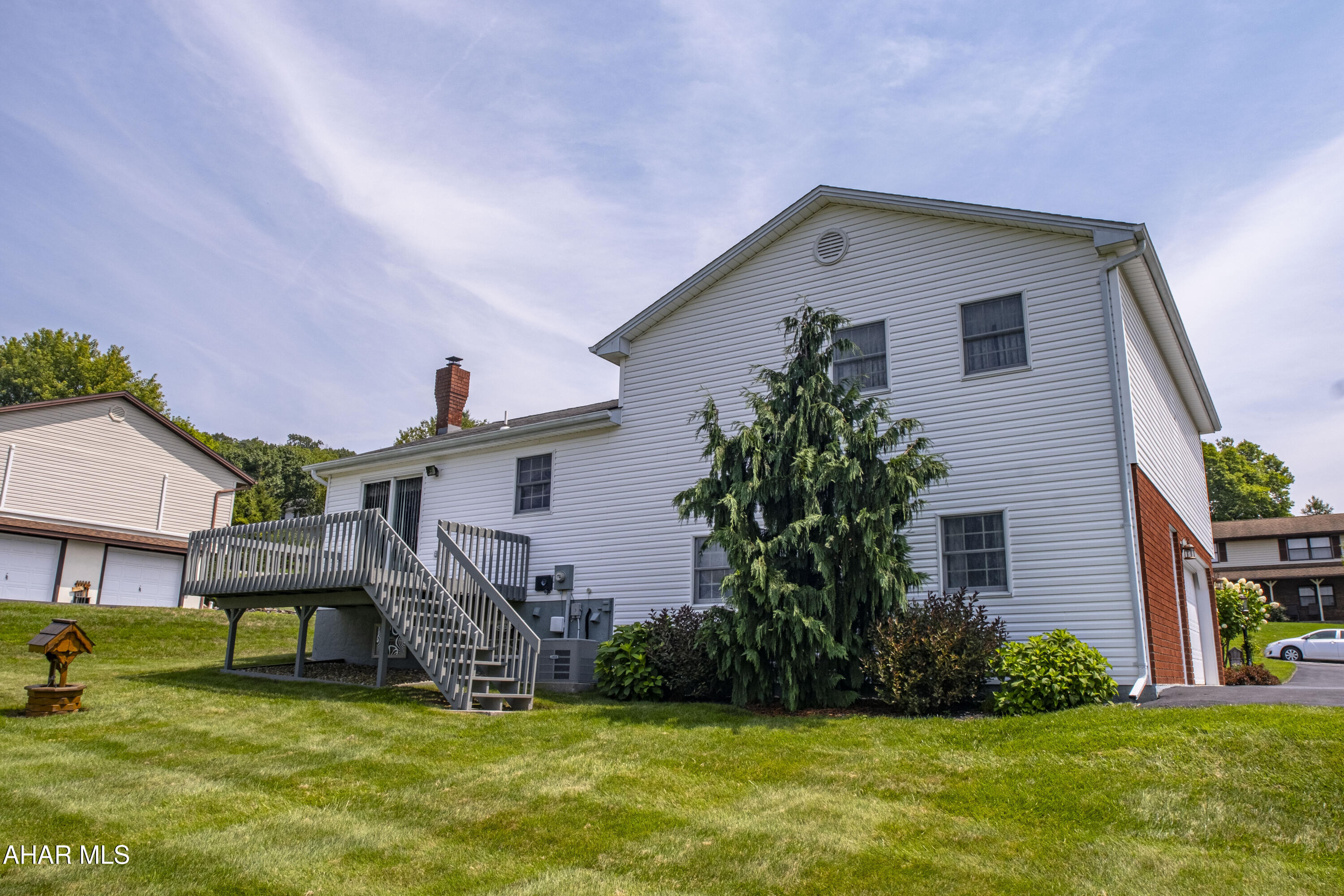 Rolling Hills - Residential