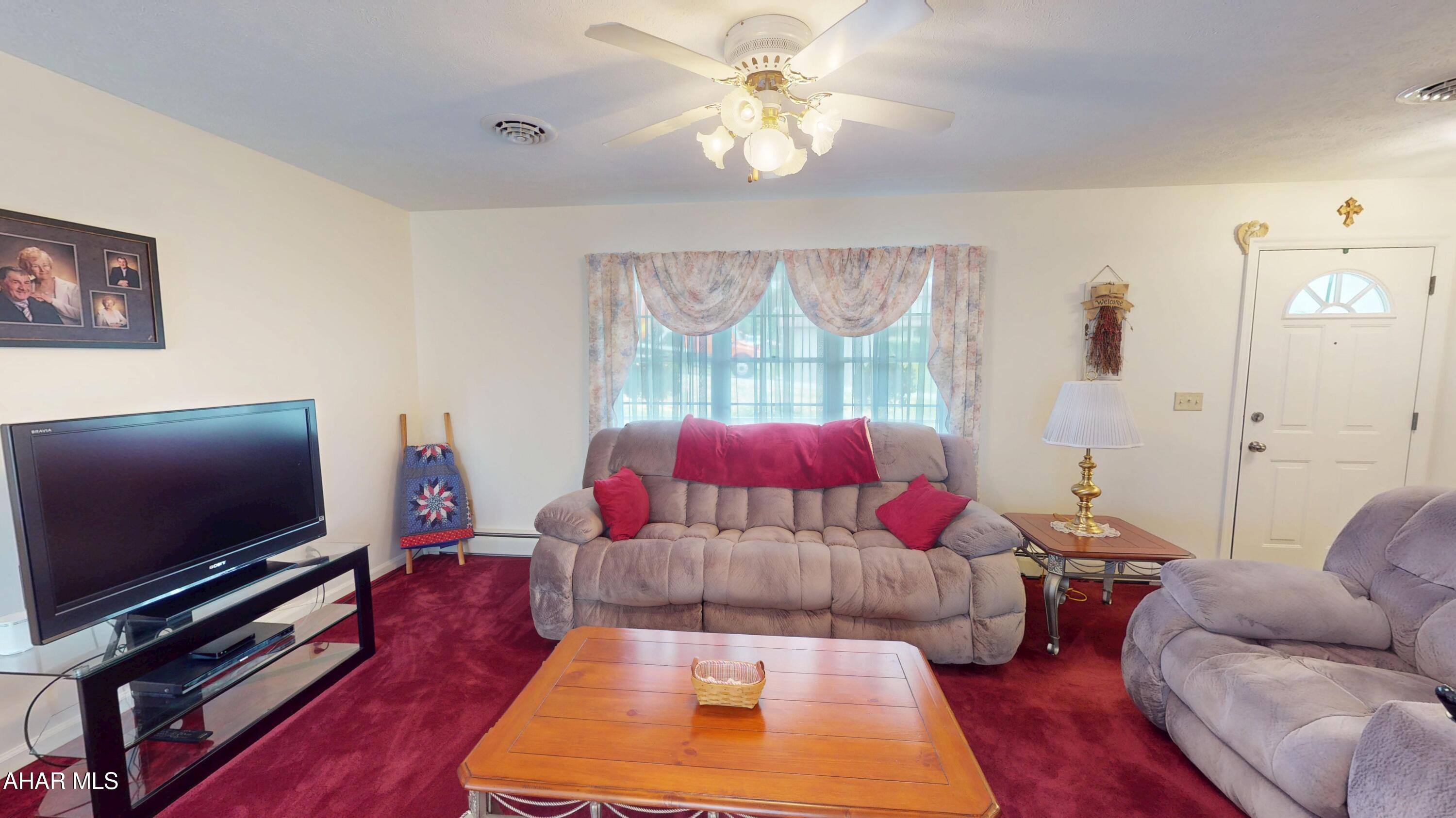 Rolling Hills - Residential