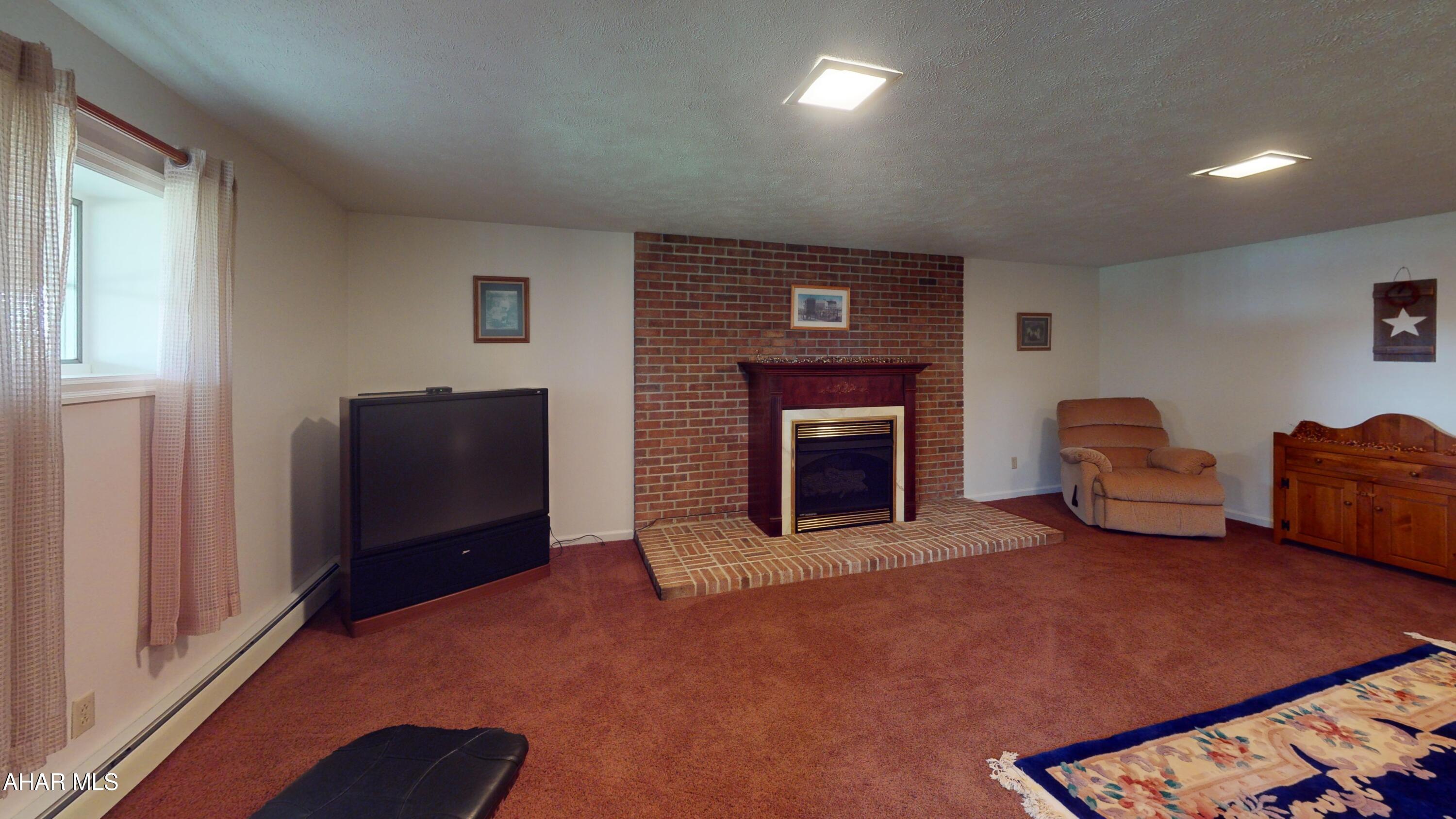 Rolling Hills - Residential