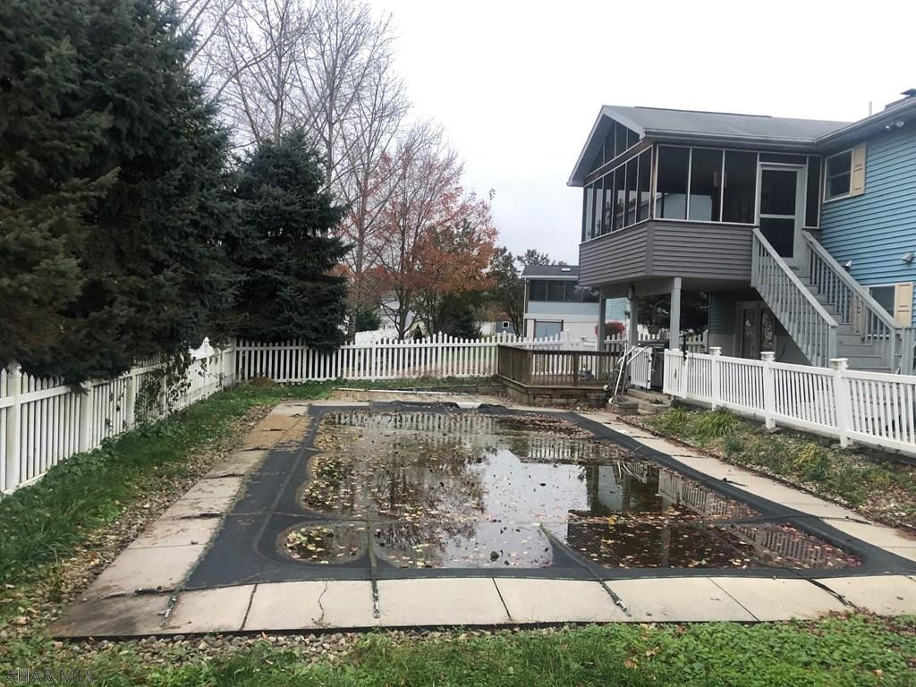 Applewood - Residential