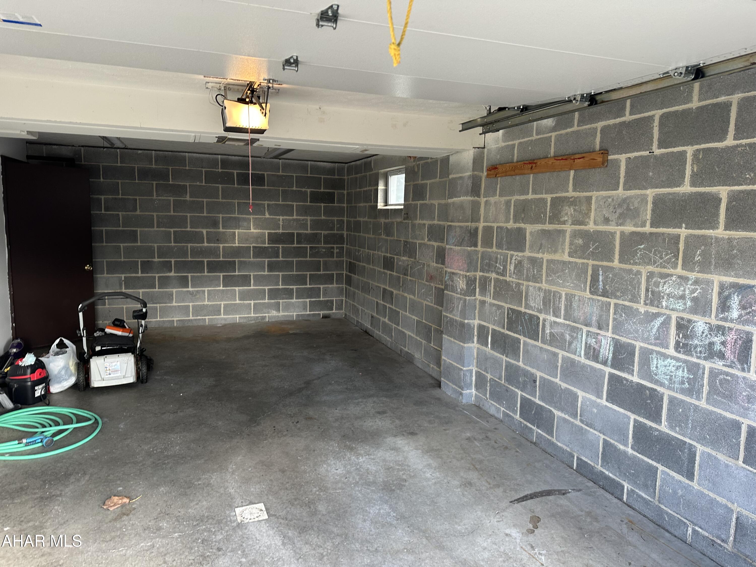 Juniata - Residential