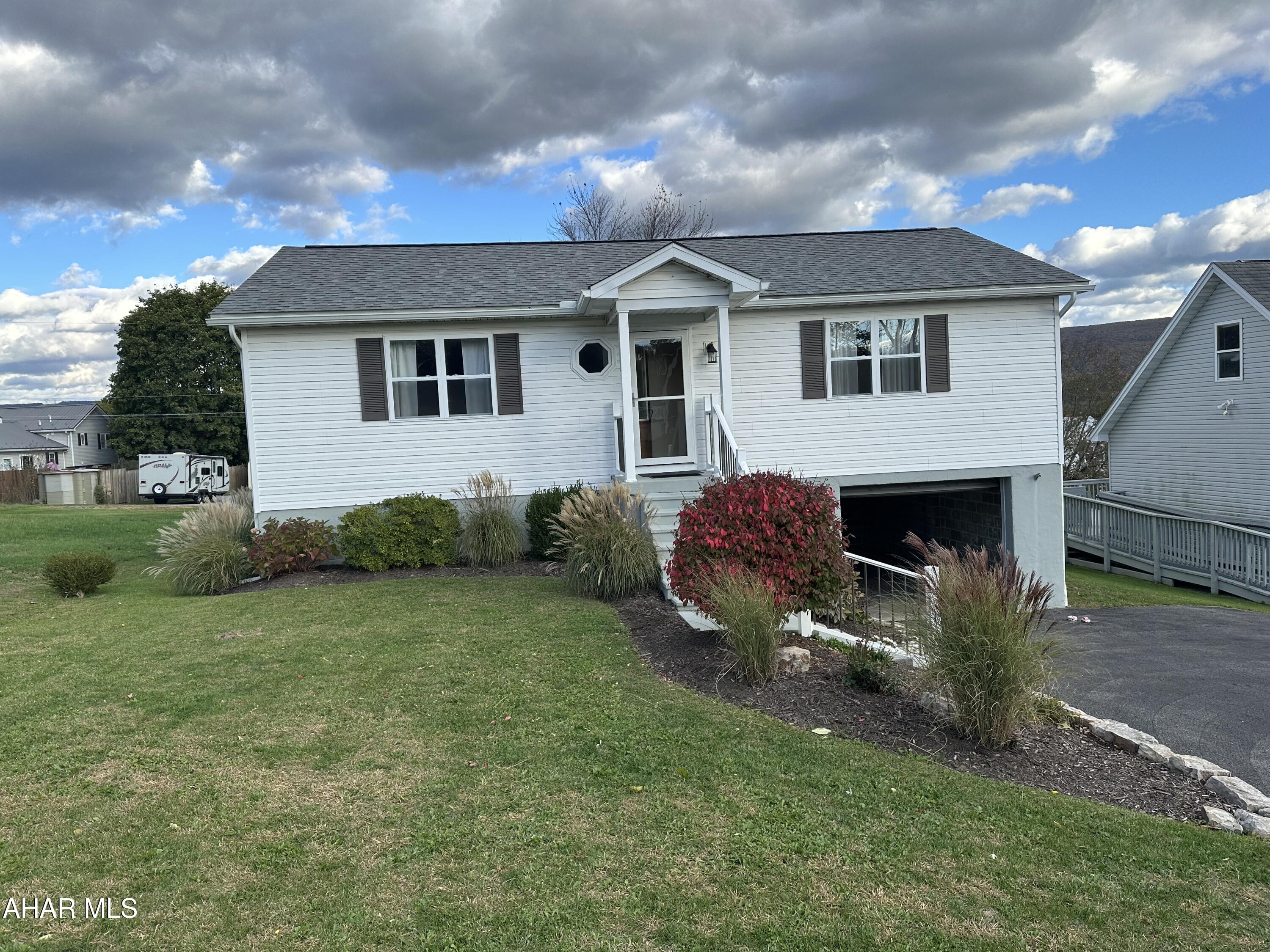 Juniata - Residential