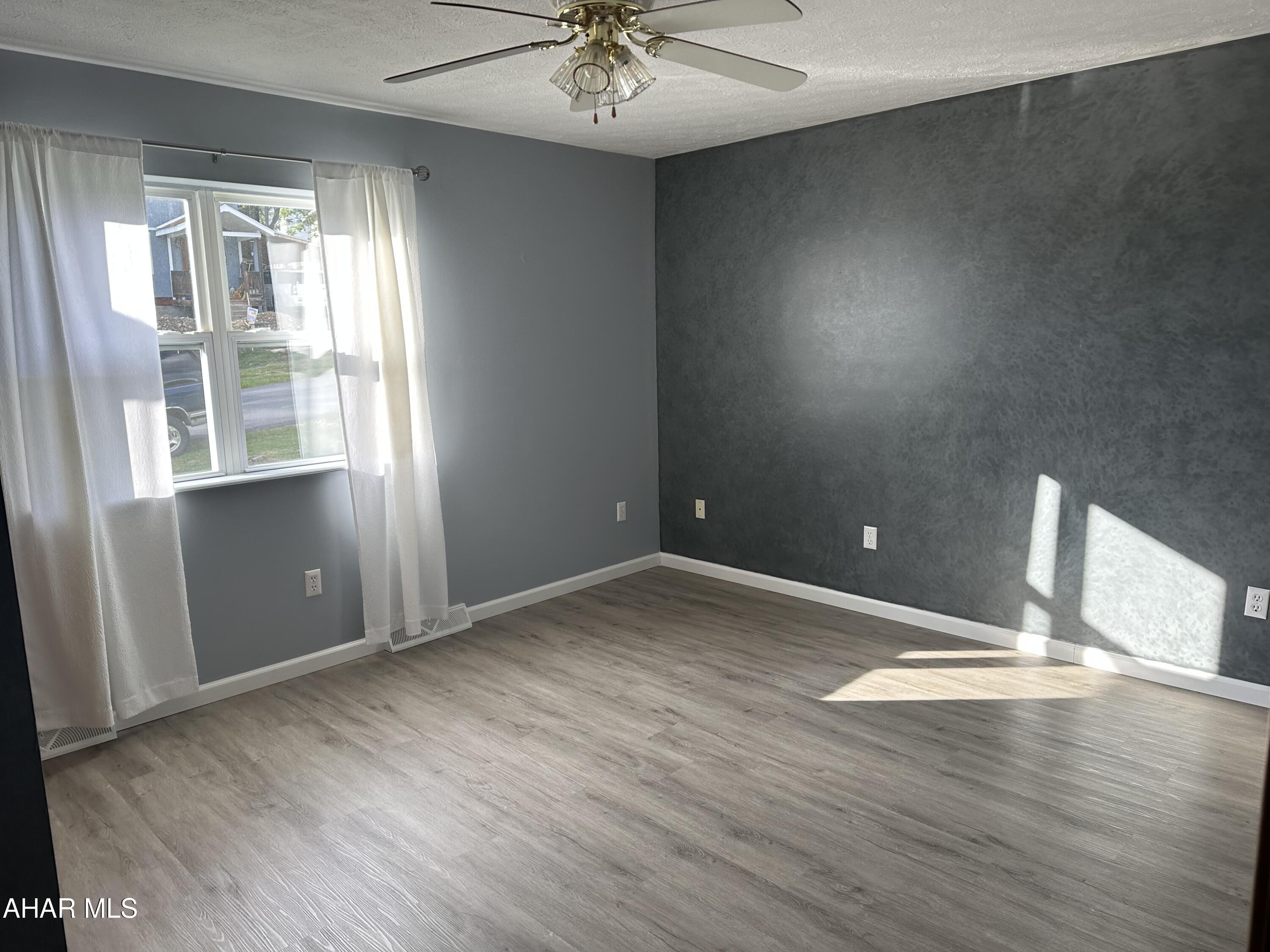 Juniata - Residential