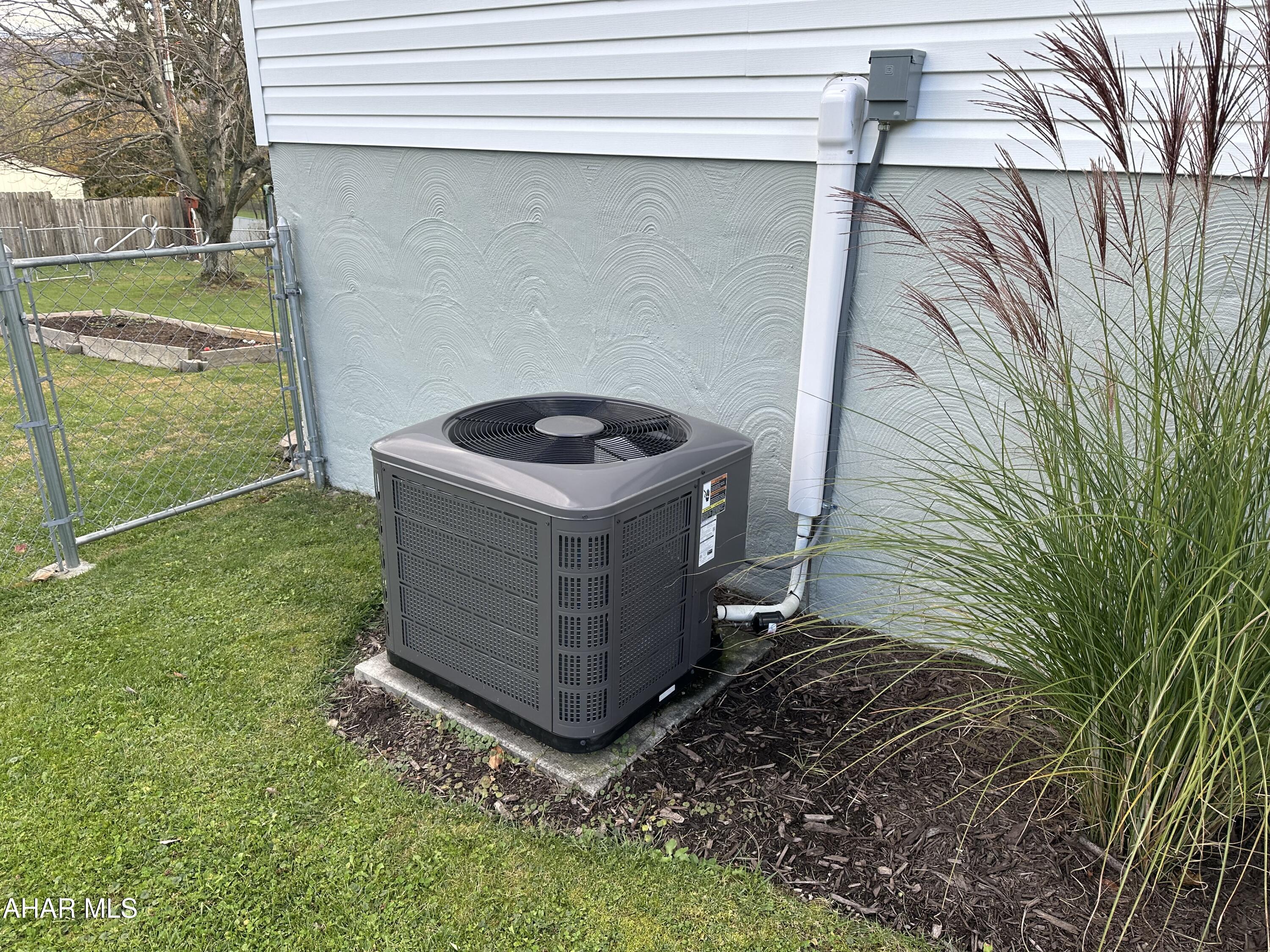 Juniata - Residential