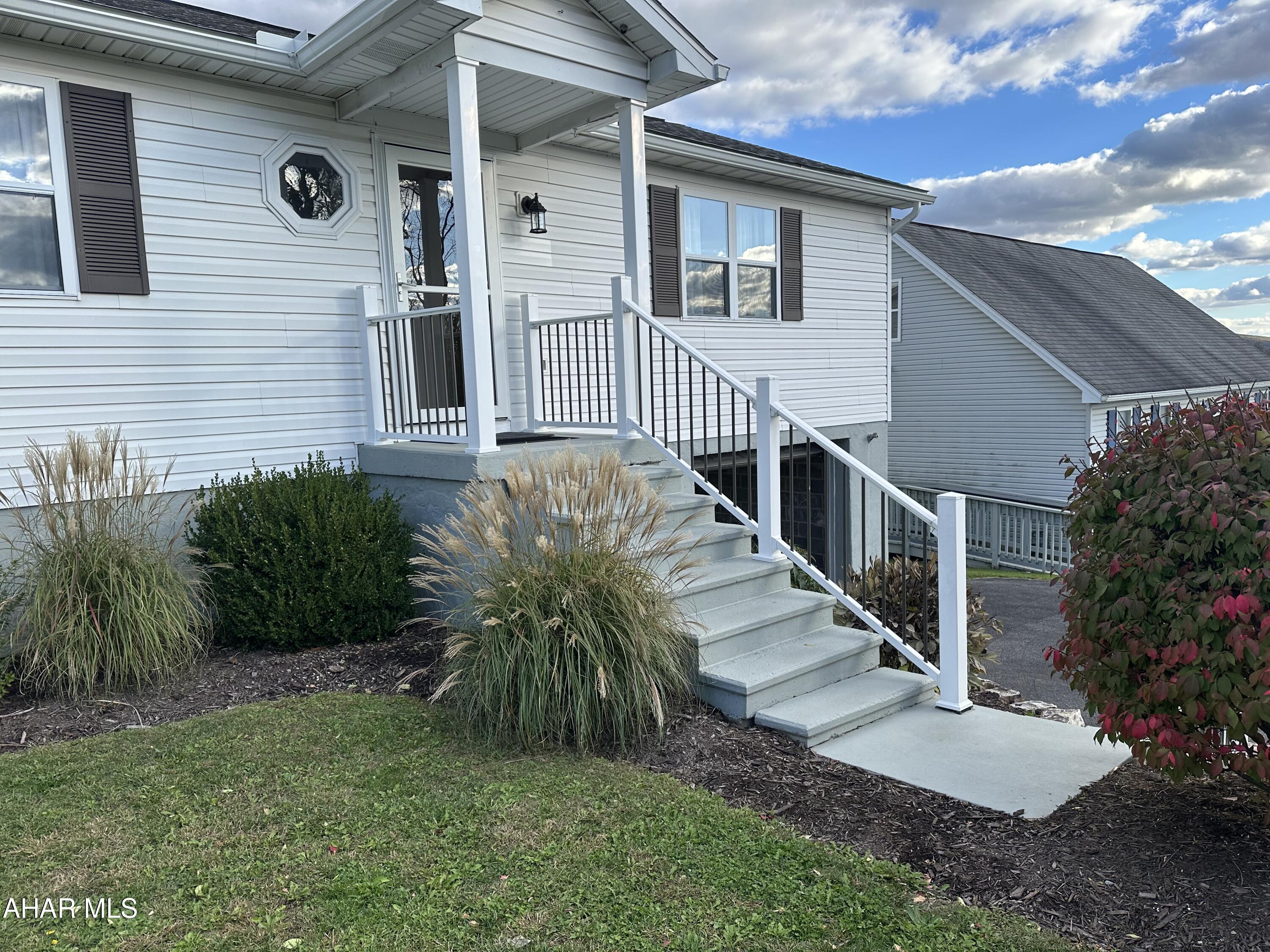 Juniata - Residential