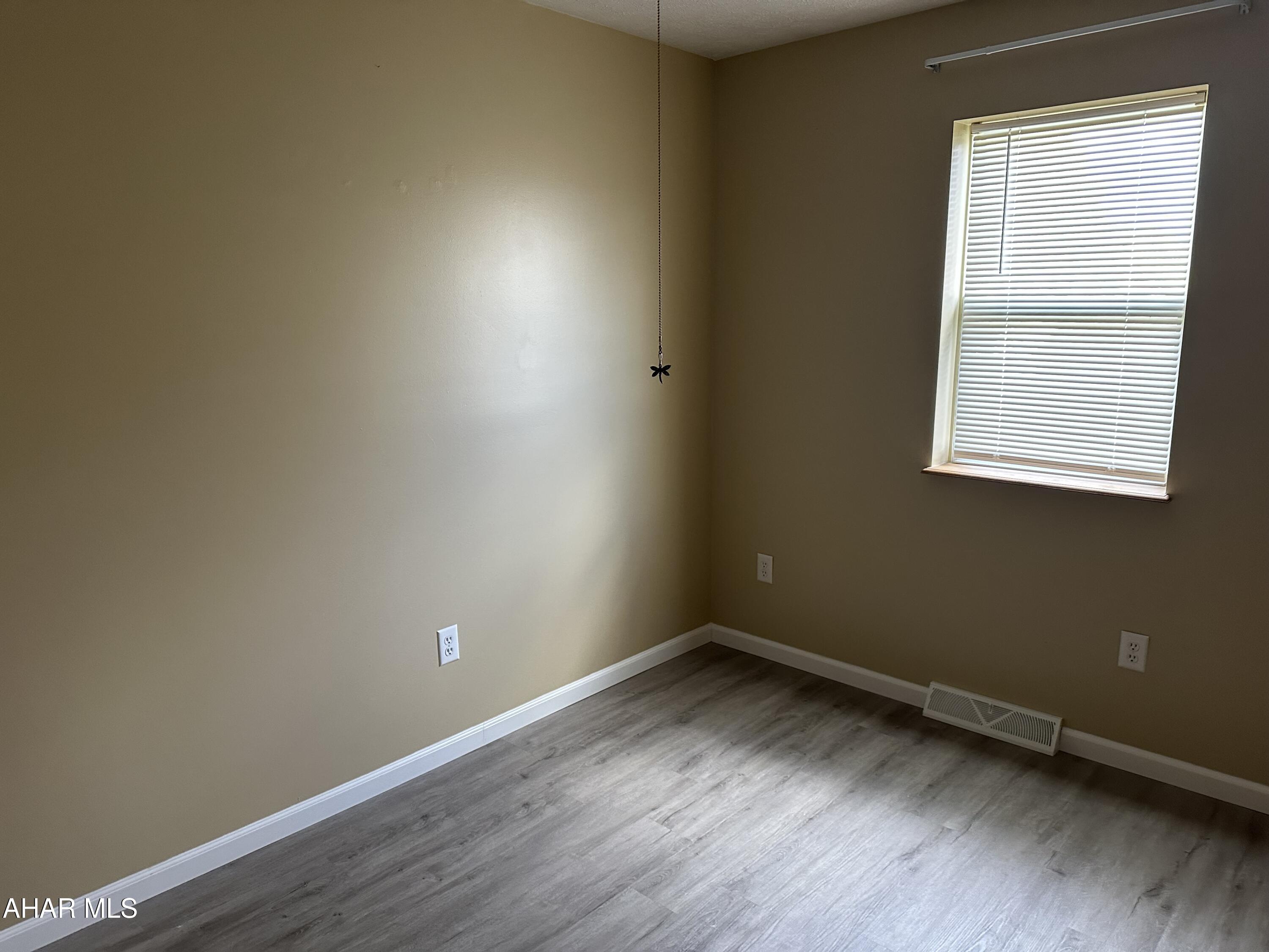 Juniata - Residential