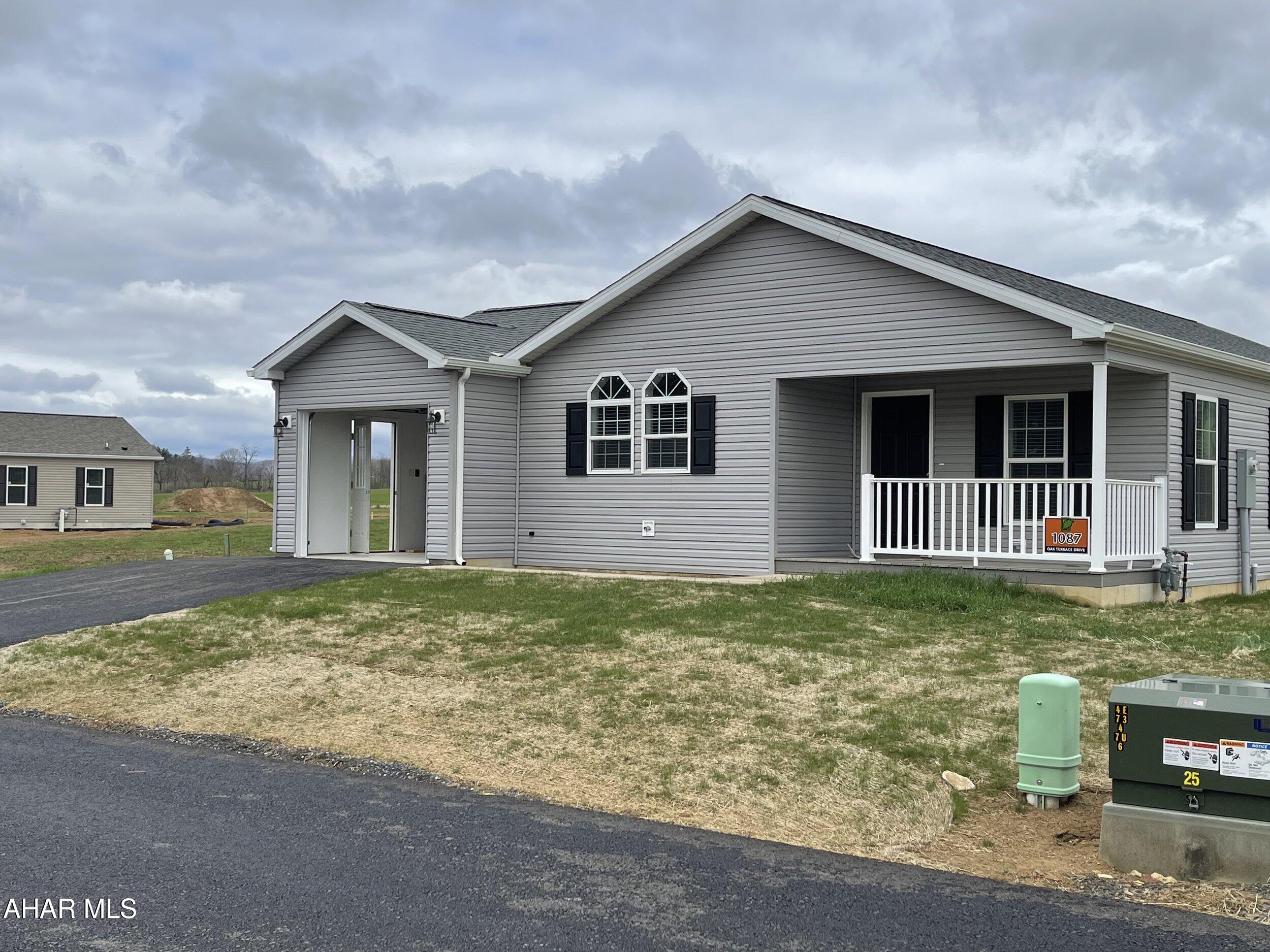 Oak View Community - Residential