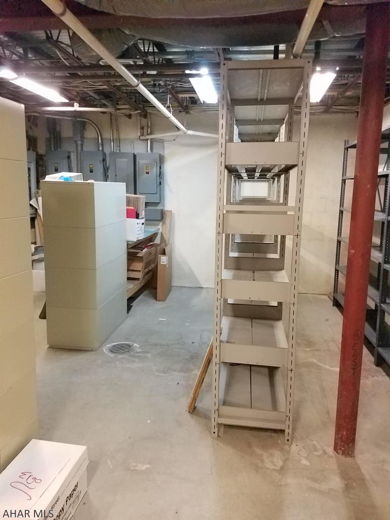 Unknown - Commercial Sale