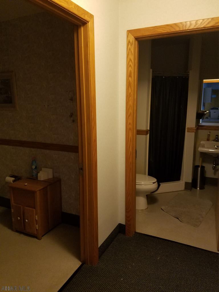 Unknown - Commercial Sale