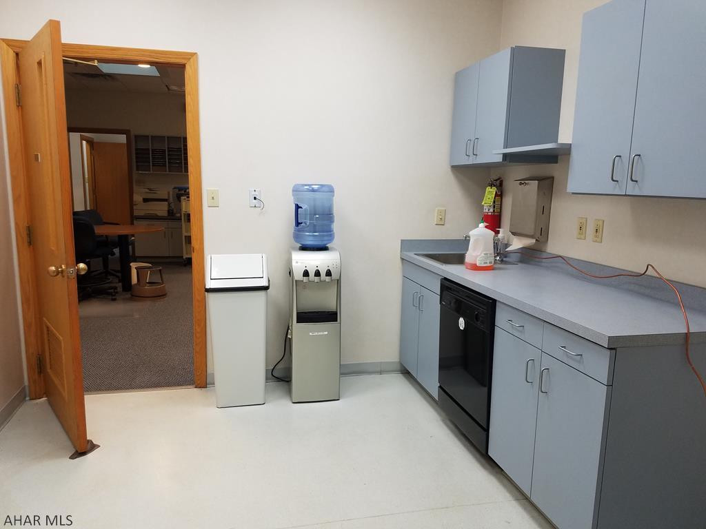 Unknown - Commercial Sale