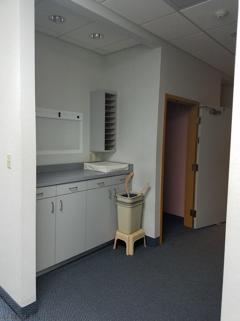 Unknown - Commercial Sale